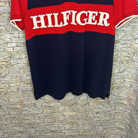 🔥🔥🔥Tommy Hilfiger Custom Fit Size: Small🔥🔥🔥 - Picture 3 of 12